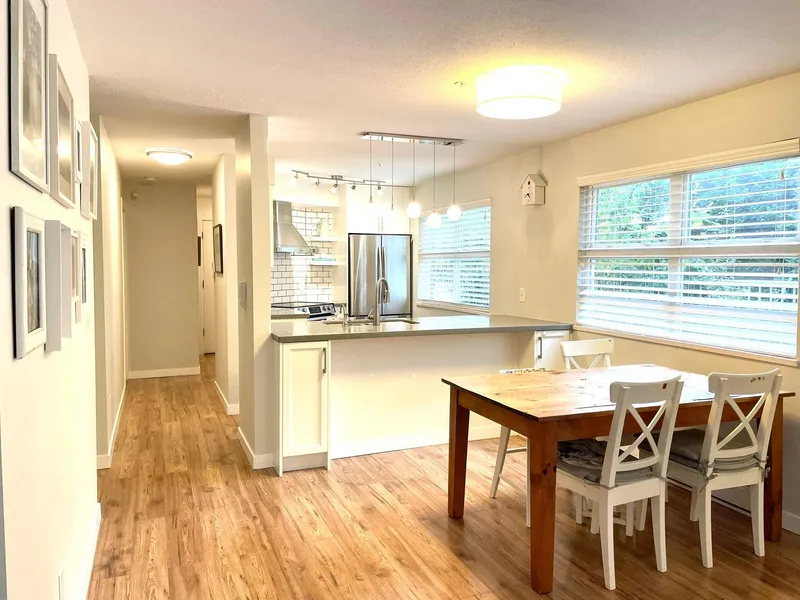 102 3008 WILLOW STREET - photo 4 of 25