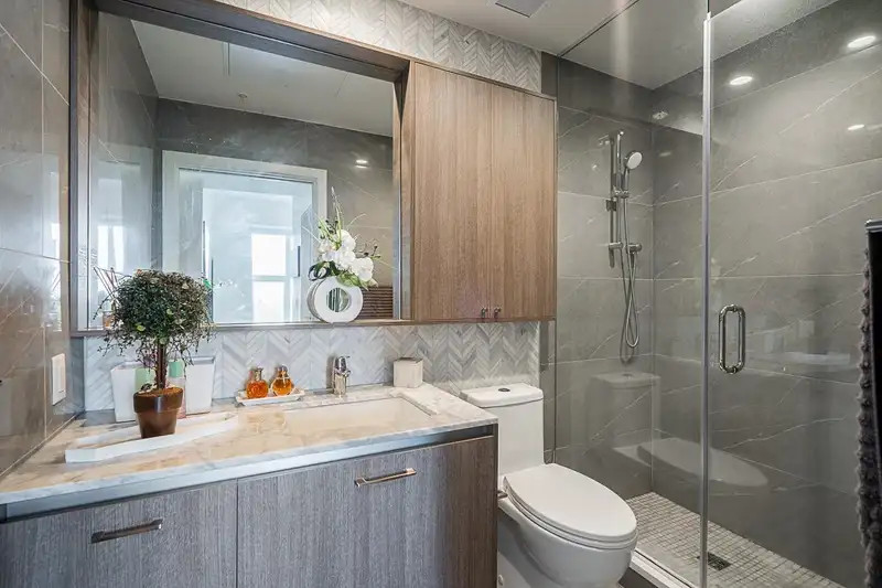 605 5733 ALBERTA STREET - photo 3 of 15