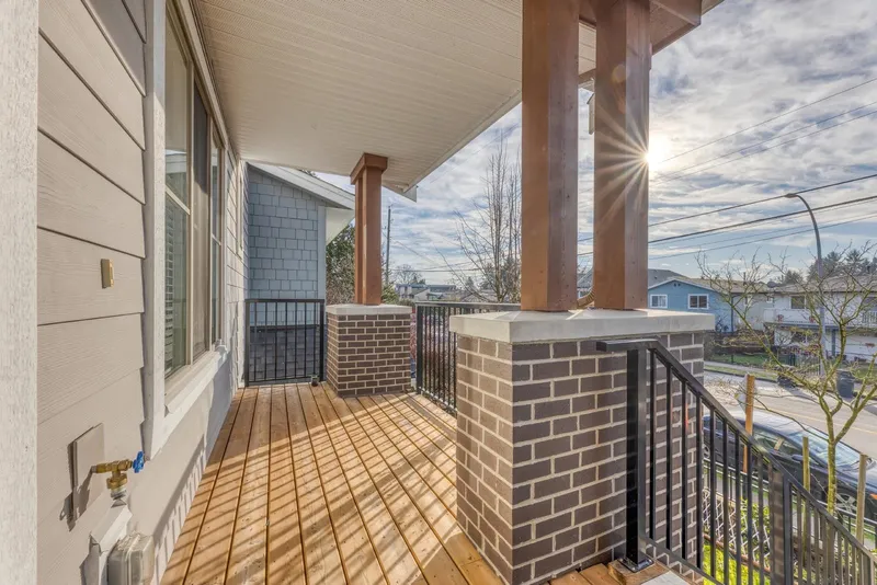 6 2145 PRAIRIE AVENUE - photo 4 of 25