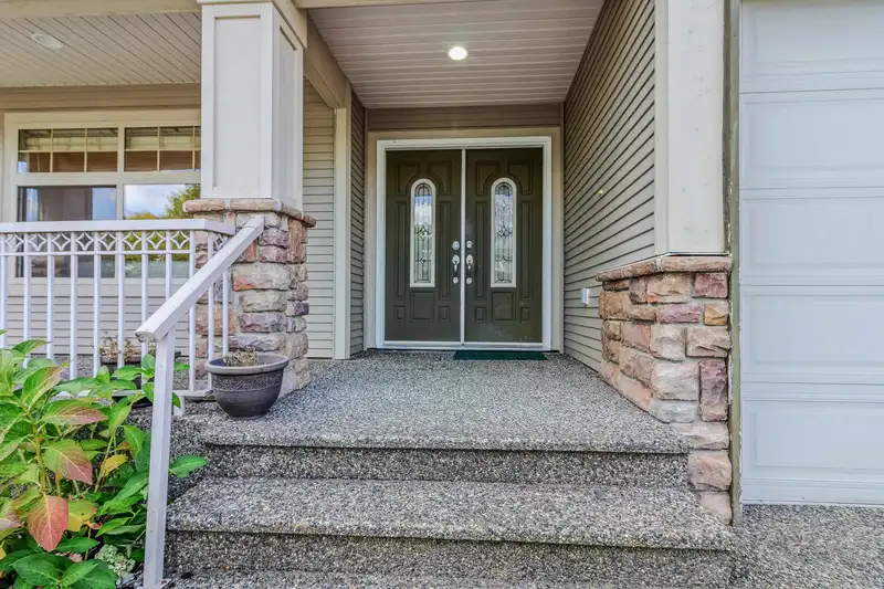 3495 THURSTON PLACE - photo 4 of 39
