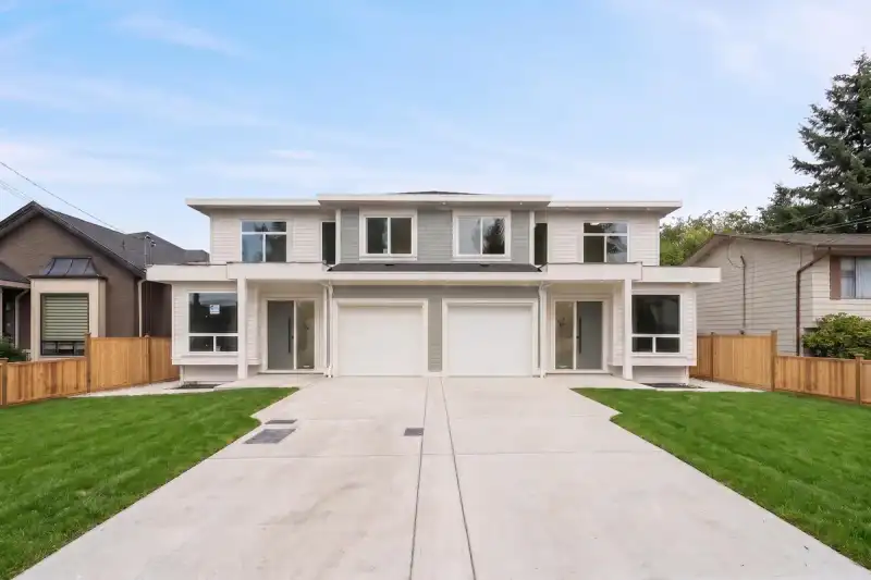 11365 86 AVENUE - photo 1 of 24