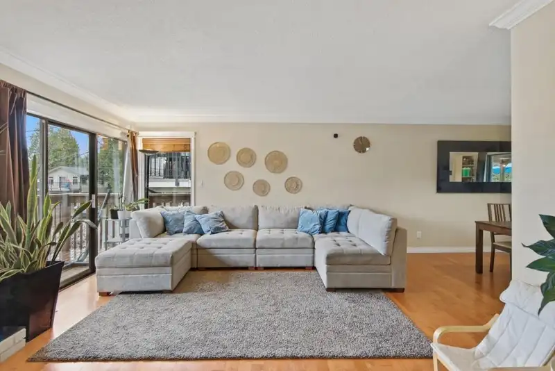10316 JOHNSON WYND - photo 4 of 36