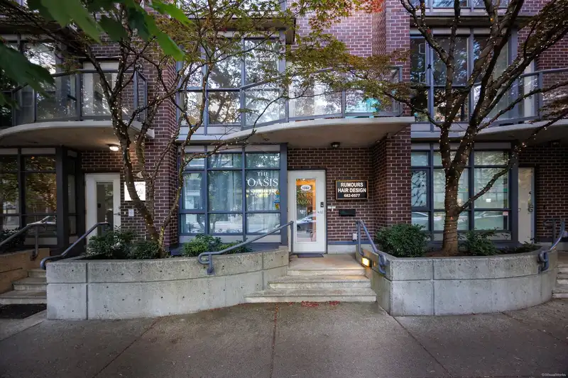 1082 HORNBY STREET - photo 1 of 21