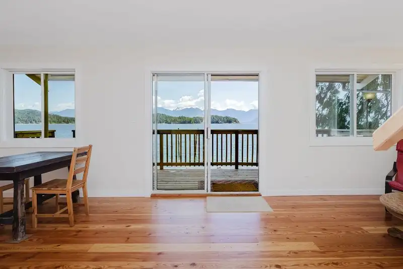1498 TIDEVIEW ROAD - photo 4 of 39