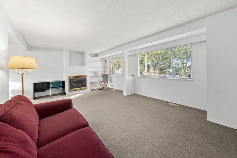 14750 60 AVENUE - photo 2 of 25