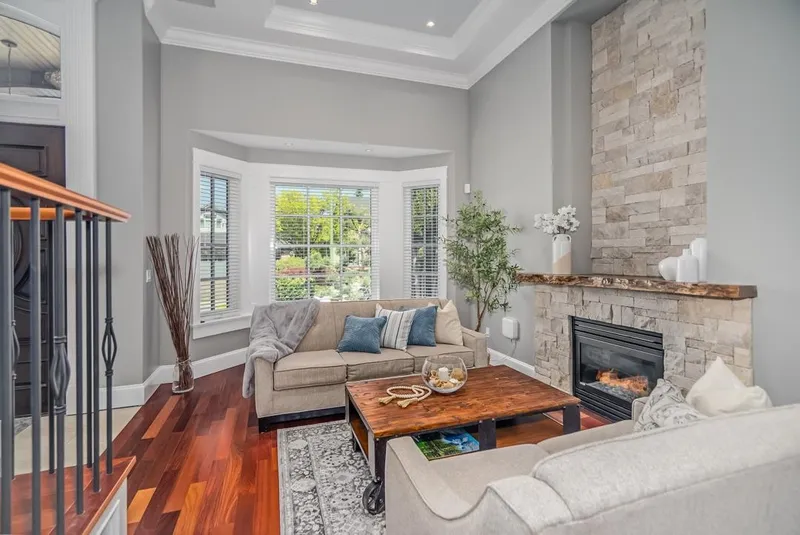 836 SPRICE AVENUE - photo 3 of 25