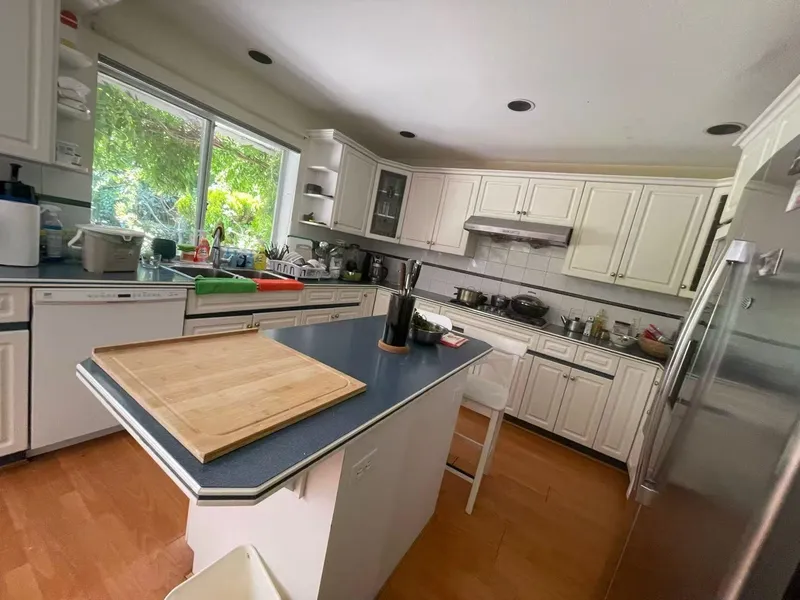 8771 BAIRDMORE CRESCENT - photo 3 of 8