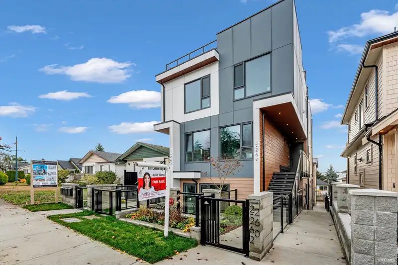 2 262 E 65TH AVENUE - photo 2 of 23