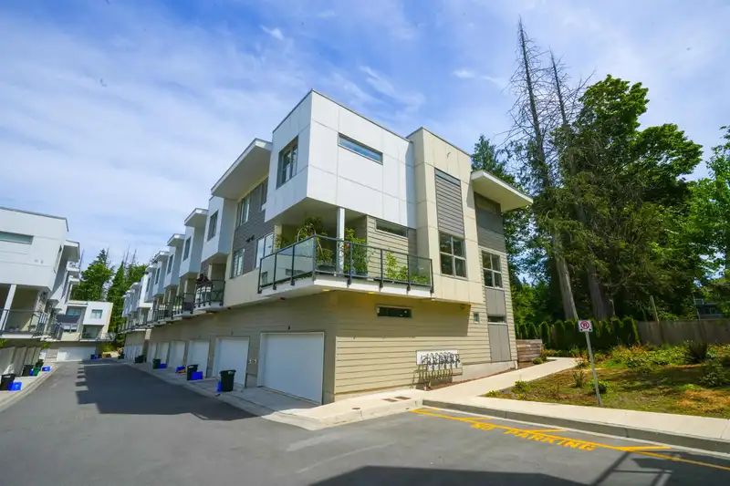 38 12585 104A AVENUE - photo 1 of 24