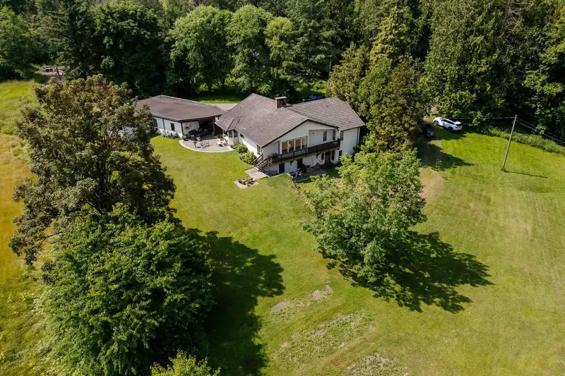 22801 48 AVENUE - photo 3 of 25