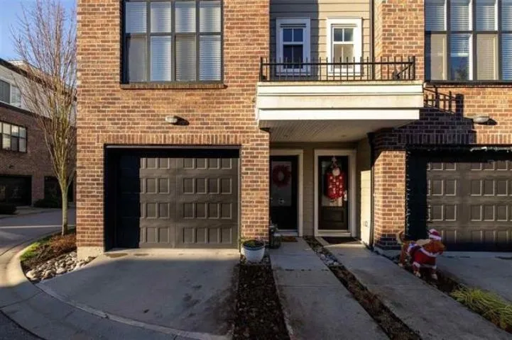 8 15588 32 AVENUE - photo 2 of 25