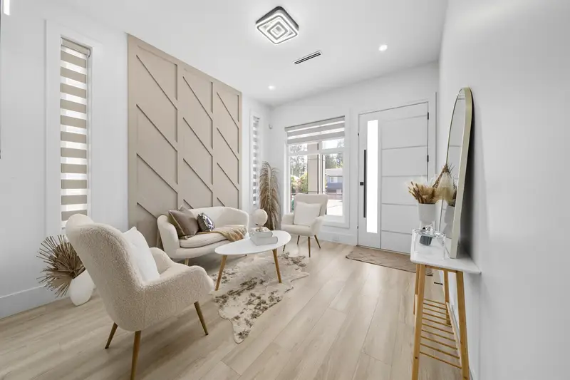 14043 80 AVENUE - photo 4 of 25