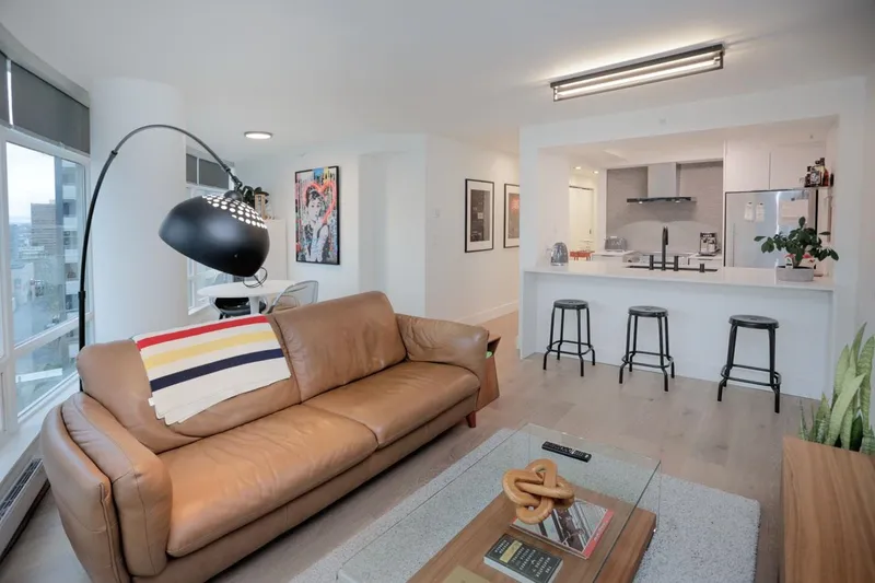 703 1288 ALBERNI STREET - photo 3 of 21