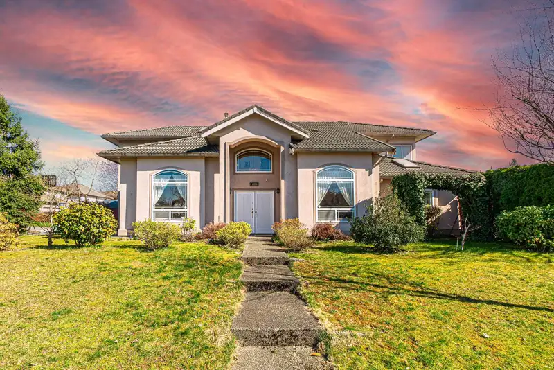 10970 155 STREET - photo 1 of 1