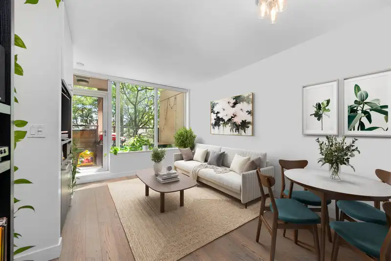 210 288 W 1ST AVENUE - photo 1 of 22