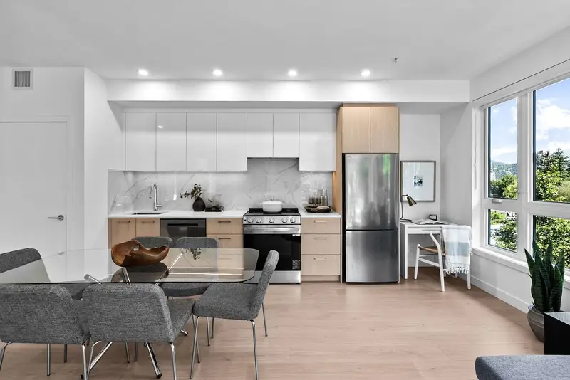 507 150 JAMES ROAD - photo 1 of 25