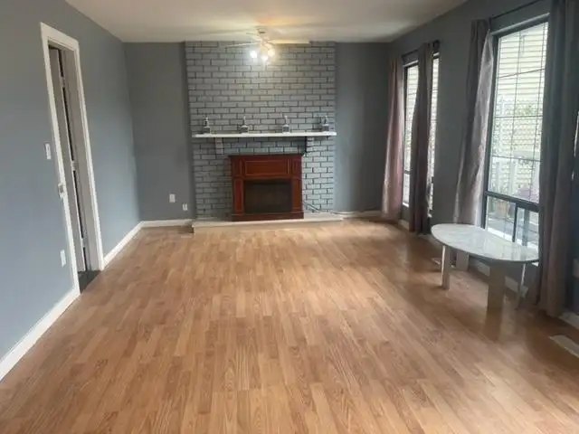 9582 155A STREET - photo 2 of 13