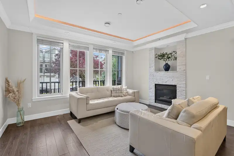 1010 E 55TH AVENUE - photo 4 of 39