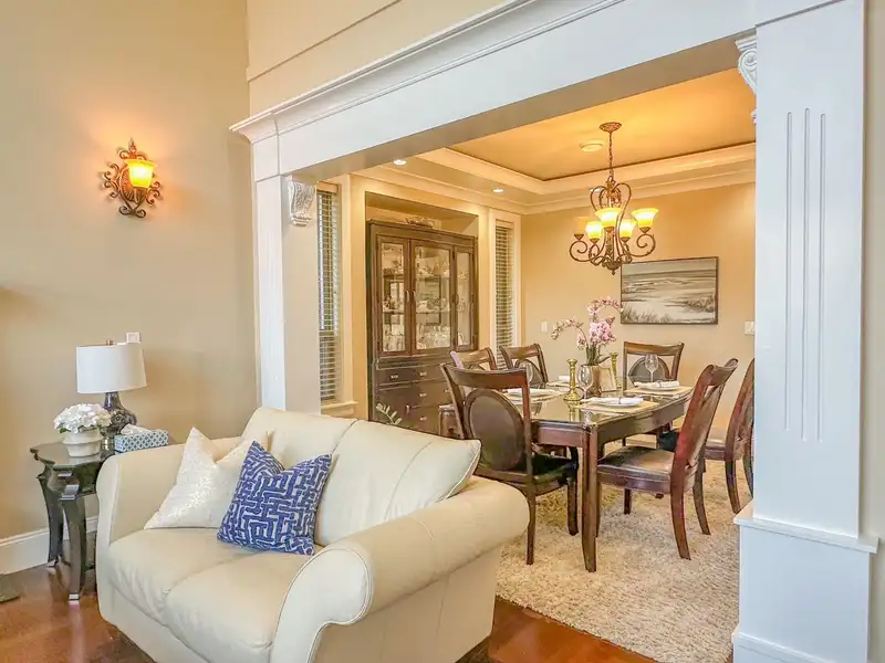 4700 WEBSTER ROAD - photo 4 of 38