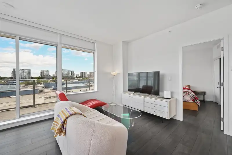 405 6200 MINORU BOULEVARD - photo 1 of 31