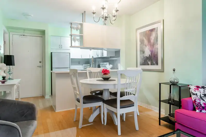 1003 1189 HOWE STREET - photo 3 of 34