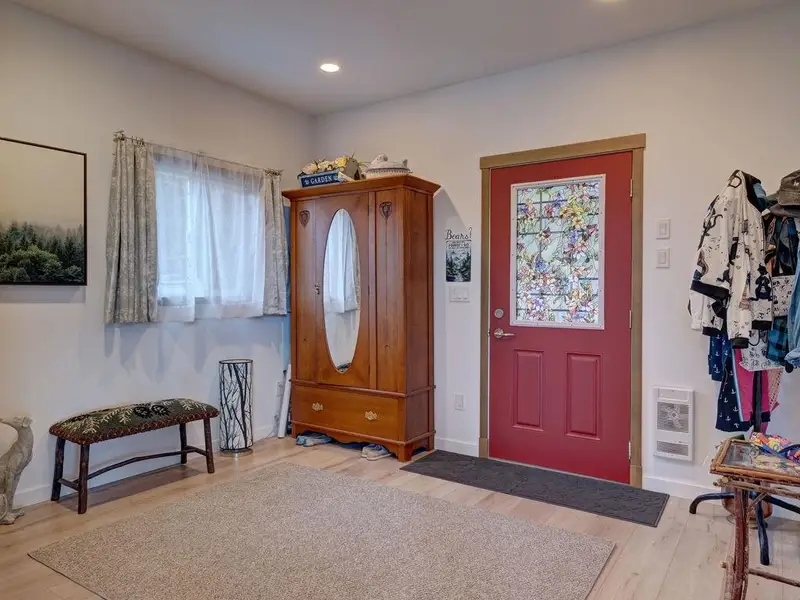 5280 CECIL HILL ROAD - photo 3 of 25