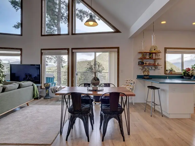 5280 CECIL HILL ROAD - photo 4 of 25