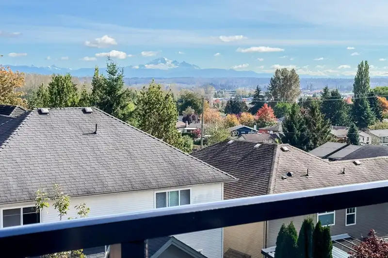 6824 198A STREET - photo 2 of 38
