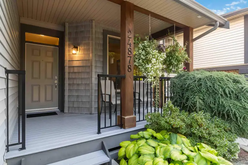 24878 108 AVENUE - photo 3 of 27