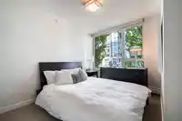 505 1201 MARINASIDE CRESCENT - thumbnail 25