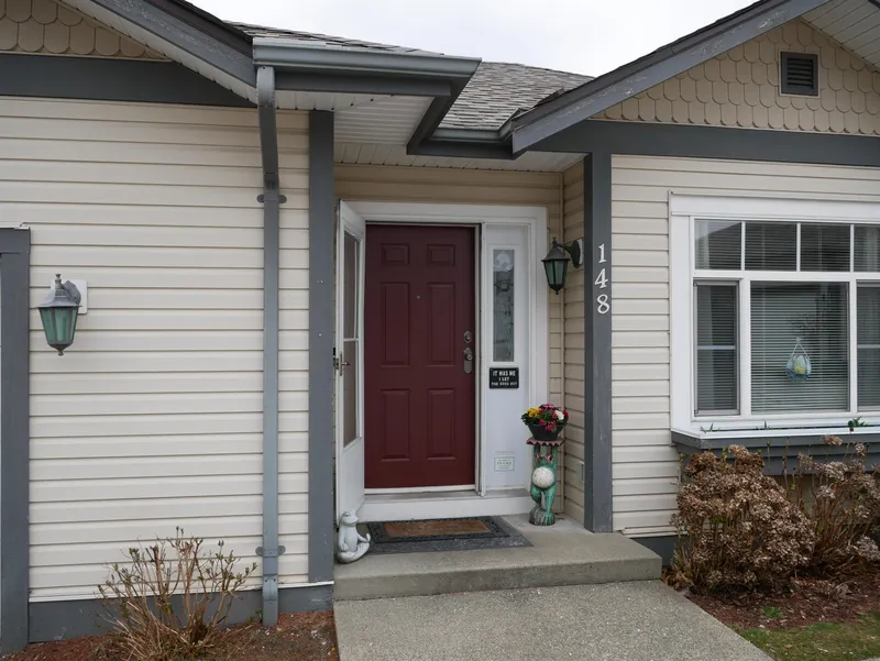 148 33751 SEVENTH AVENUE - photo 3 of 25