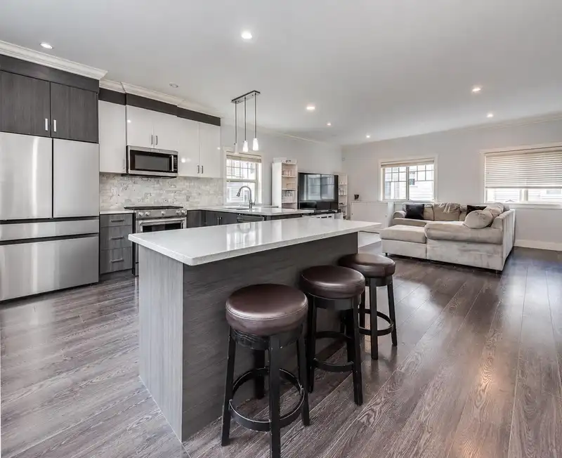 13 19097 64 AVENUE - photo 3 of 24