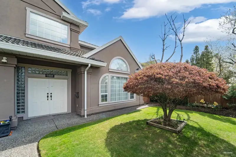 5480 CAMBIE STREET - photo 3 of 8