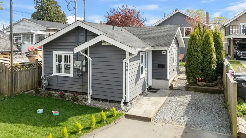 339 E 41ST AVENUE - photo 2 of 40