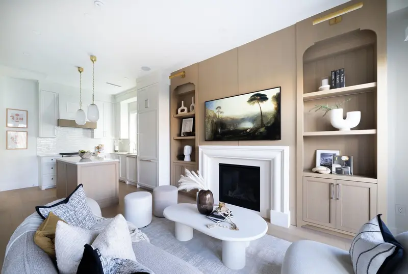 1 864 E 16TH AVENUE - photo 4 of 25