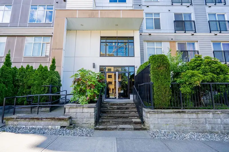 103 13728 108 AVENUE - photo 4 of 30