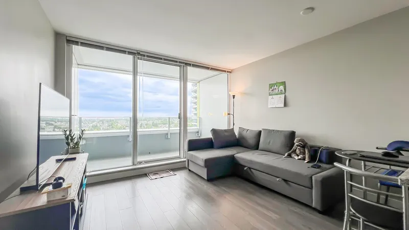 2705 488 SW MARINE DRIVE - photo 2 of 23