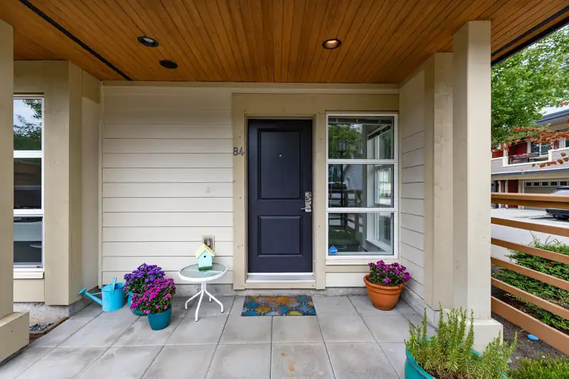 84 19477 72A AVENUE - photo 3 of 35