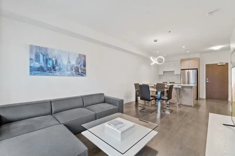 408 4468 DAWSON STREET - photo 3 of 28