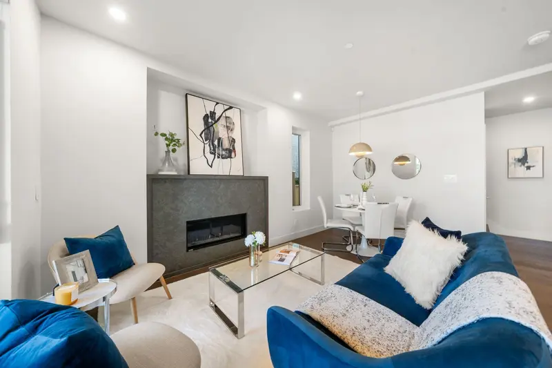 1 638 E 46TH AVENUE - photo 3 of 25