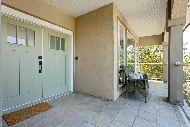 922 FORT FRASER RISE - photo 2 of 40
