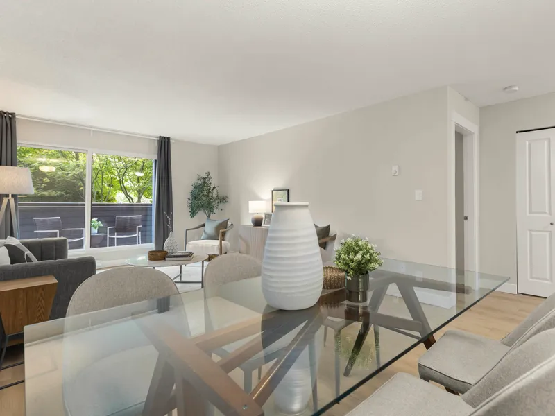 216 1990 W 6TH AVENUE - photo 3 of 25