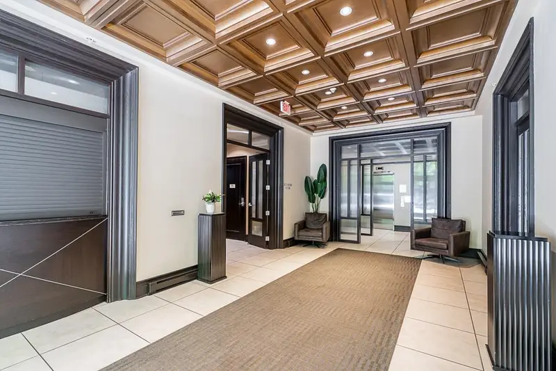 1002 170 W 1ST STREET - photo 4 of 25