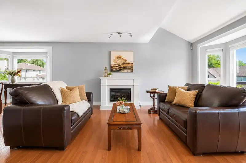 2983 ALBION DRIVE - photo 2 of 40