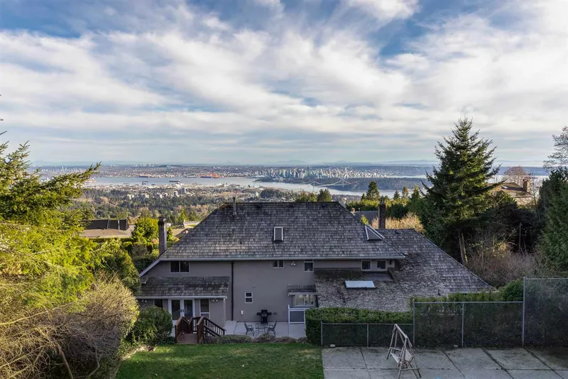 1565 VINSON CREEK ROAD - photo 2 of 13