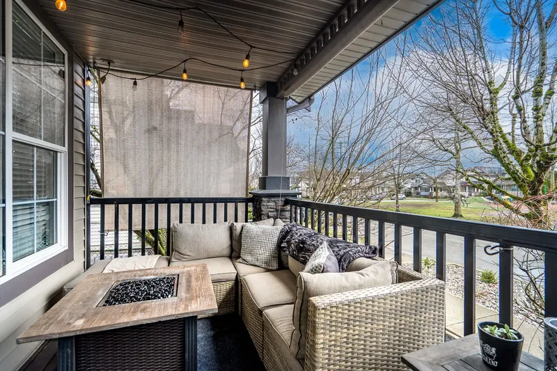 6675 184A STREET - photo 2 of 25