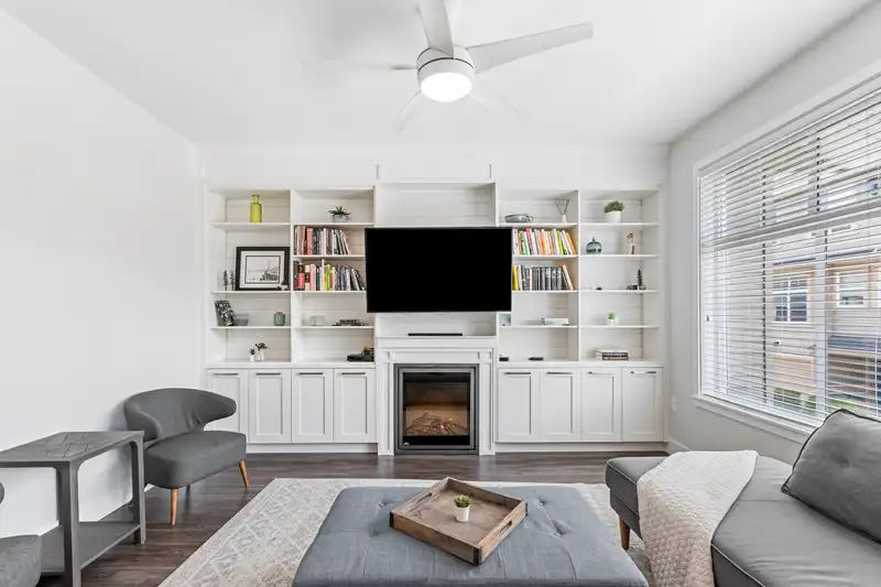 33 20966 77A AVENUE - photo 3 of 40