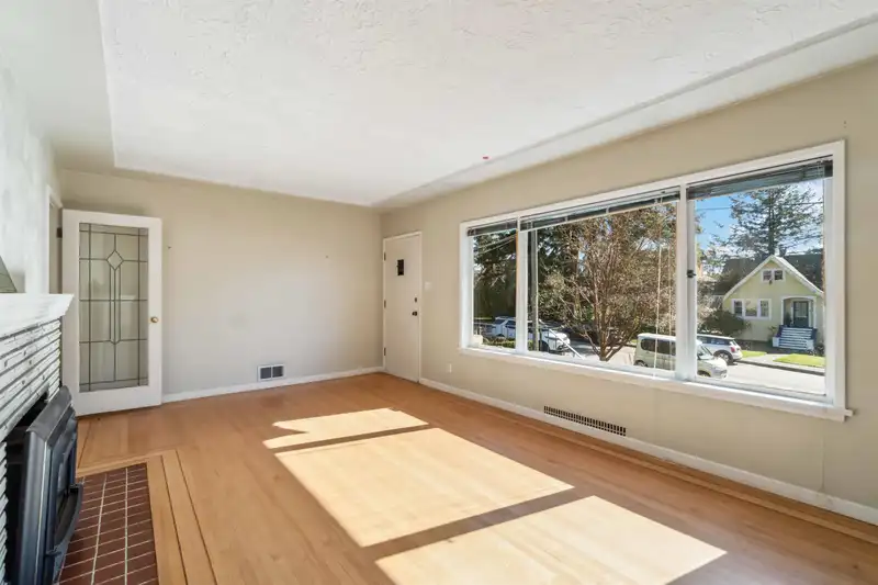 508 E 12TH STREET - photo 4 of 23