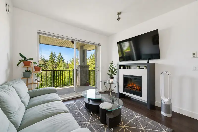 315 6688 120 STREET - photo 2 of 36