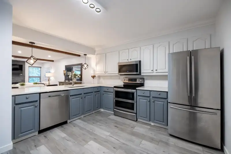 307 1234 MERKLIN STREET - photo 4 of 35